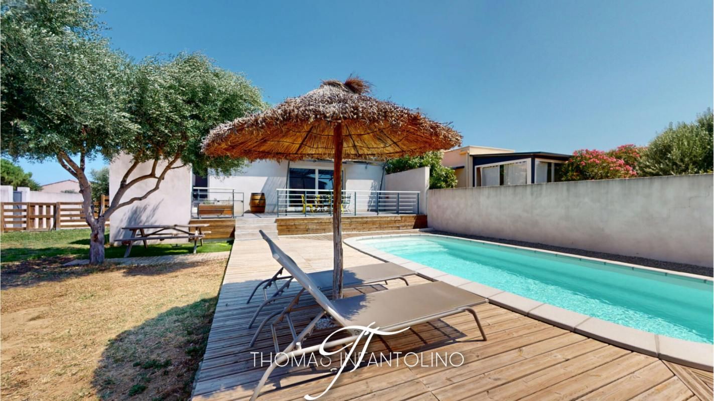 EN EXCLUSIVITE - 4 CHAMBRES - PANNEAUX SOLAIRES - THERMODYNAMIQUE - CLIMATISATION - GARAGE - PISCINE