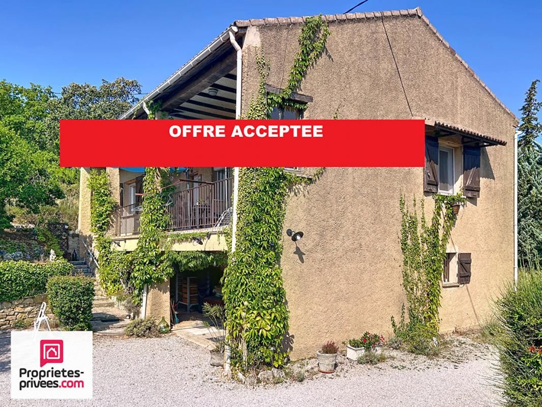 Villa traditionnelle T6 sur 1502 m² terrain clos sans vis à vis