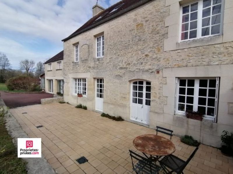 ARGENTAN (61200) charmante maison en pierres, 220 m2 environ, 3 chambres, Prix 294 000 honoraires 5 % inclus à la charge de l'acquéreur, soit 280 000 hors honoraires