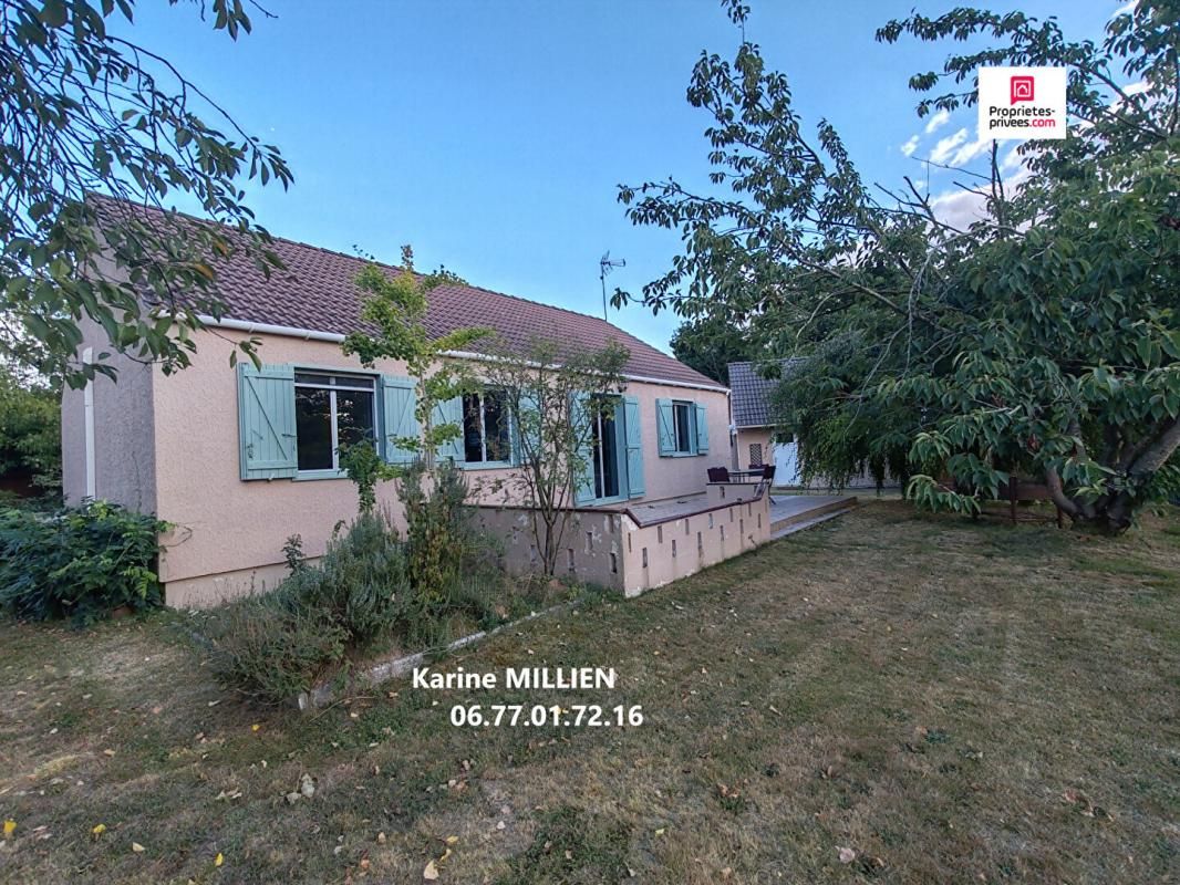 GARNAY 28500 Maison individuelle de PLAIN PIED - 3 chambres - 2 garages - Cabanons de jardin - Quart port - 217900 HAI
