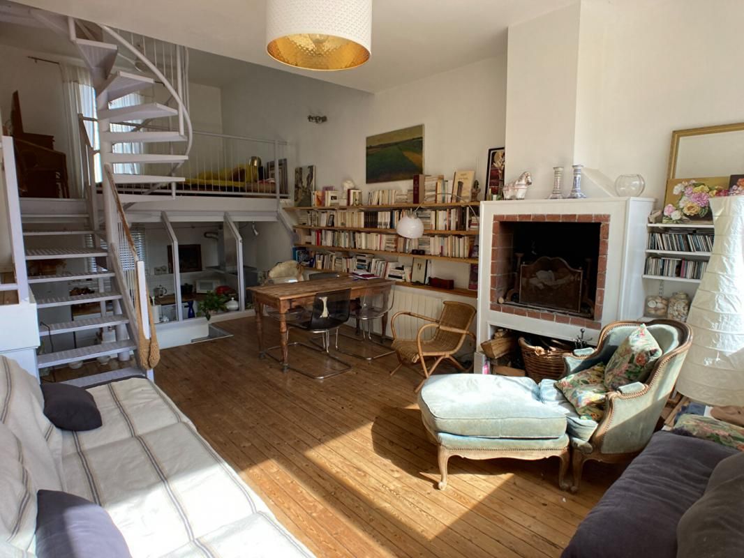 Vente maison 104m2 BORDEAUX (33800)