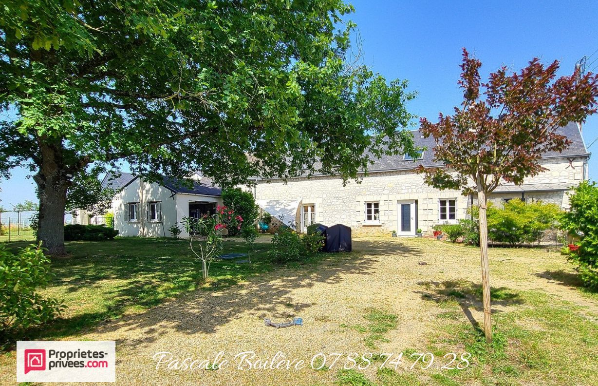 Très belle Longère 140 m² avec jardin arboré - (49390)