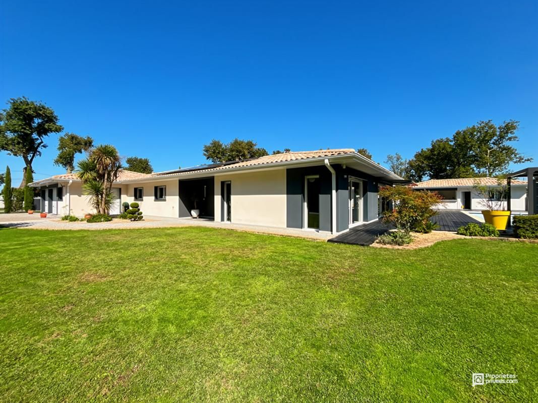 À découvrir à Cestas (33610) : Élégante maison au coeur des pins 6 PIÈCES 180M² TERRAIN DE 4000m²