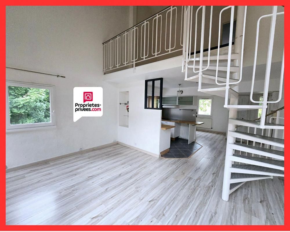 93270 SEVRAN - Appartement 4 pièces 83.65 m² - 3 Chambres- Terrasse- Parking