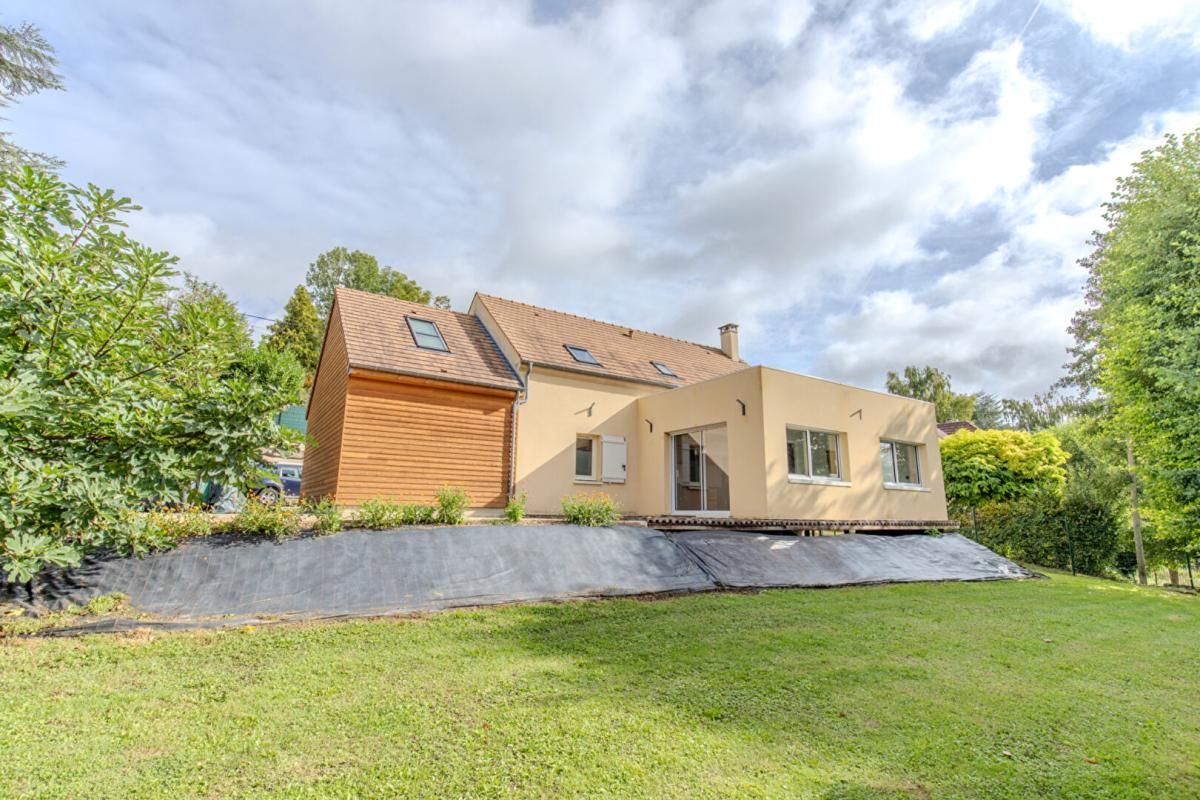 Exclusivité Propriétés-Privées - Maison à vendre sur Jambville