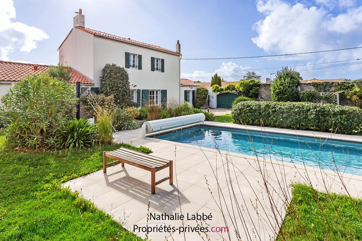 Propriété Pornic proche Mer 9 pièce(s) 210m² sur un terrain de 1100m² env