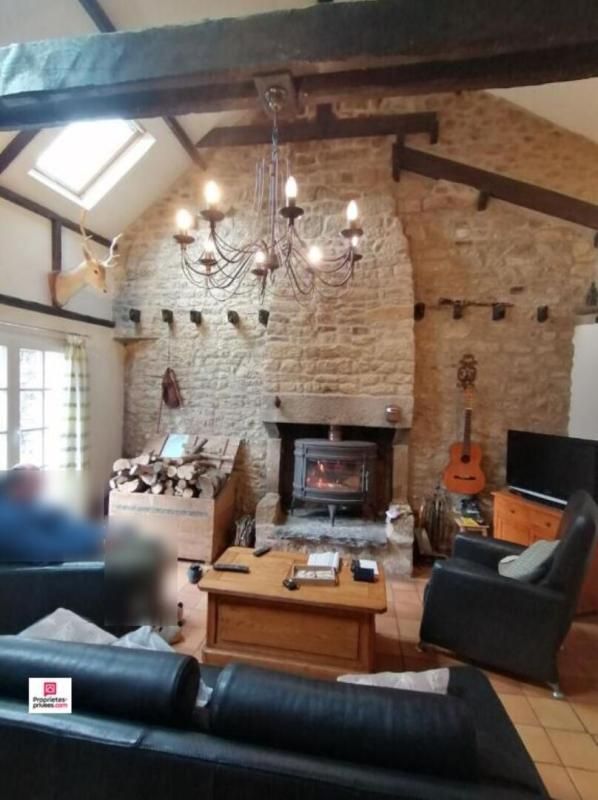 RANES (61) Longère Normande à colombages ( vendue entièrement meublée et équipée), 135 m2 environ, 6 pièces, 3 (possible 4) chambres, PRIX 241 500 , honoraires 5% inclus à la charge de l'acquéreur soit 230 000 hors honoraires