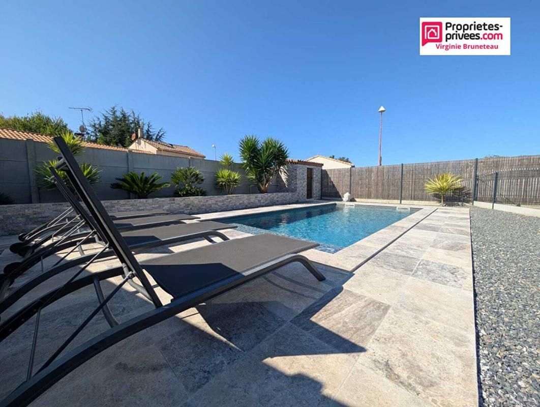 Maison moderne avec piscine, sans vis-à-vis, clé en main