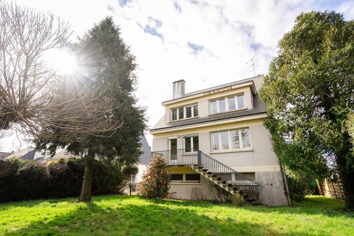 GRANDE MAISON FAMILIALE