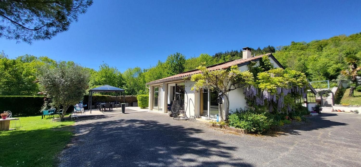 Maison T7 de 208 m² - Porte d'Agen