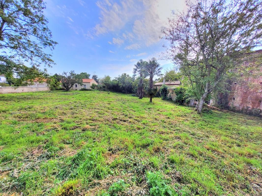 Terrain Sainte Ouenne 964 m2