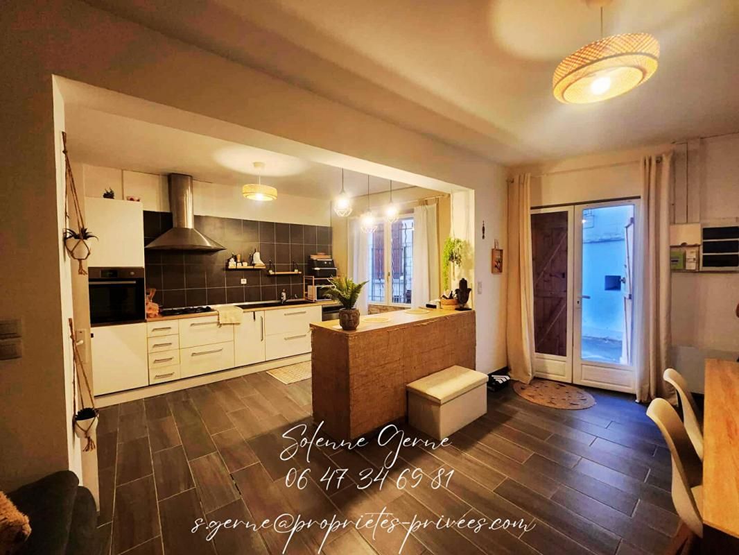 Maison 6 pièce(s) 156 m2