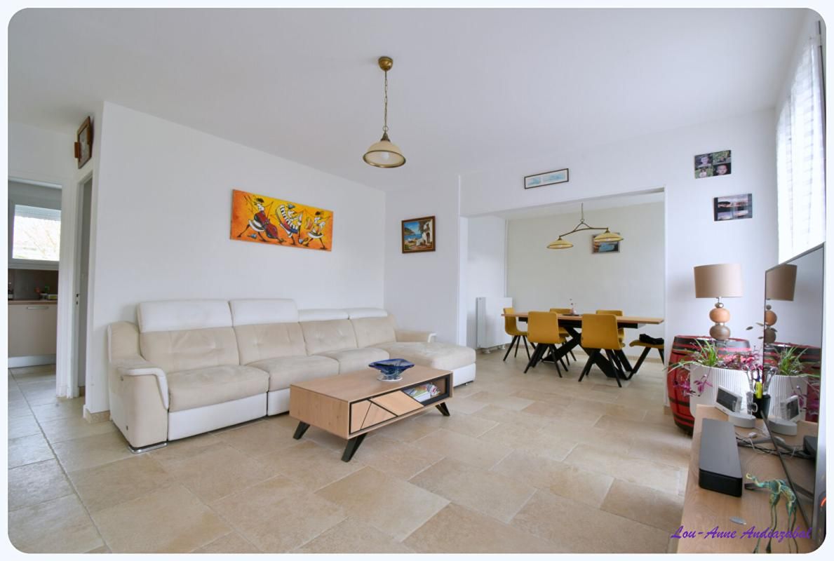 Maison de plain-pied rénovée 98 m² habitables Environnement calme