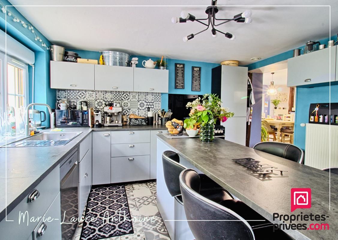 Maison Pierre De Bresse 8 pièce(s) 182 m2