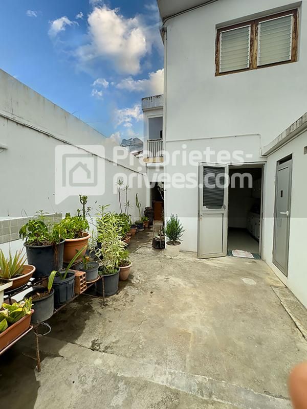 Magnifique Maison de Ville authentique à Saint-Pierre