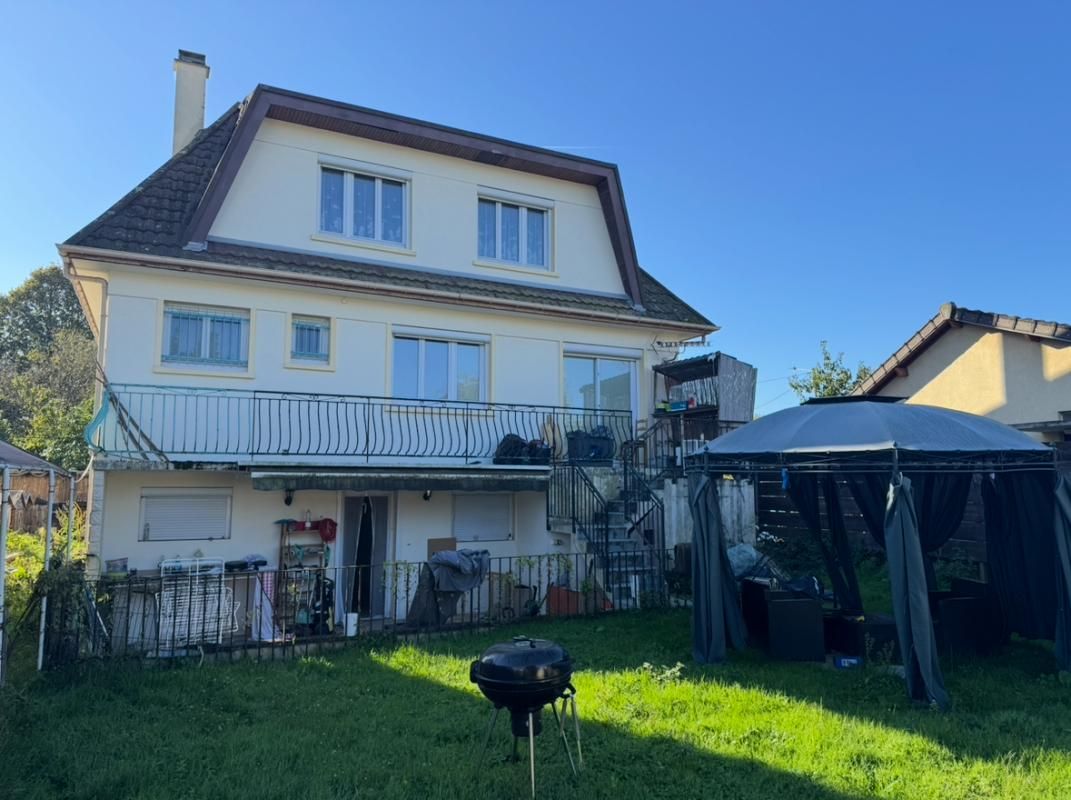 Maison familiale 6 pièces - 162 m² sur 3 niveaux - Terrain 670 m²