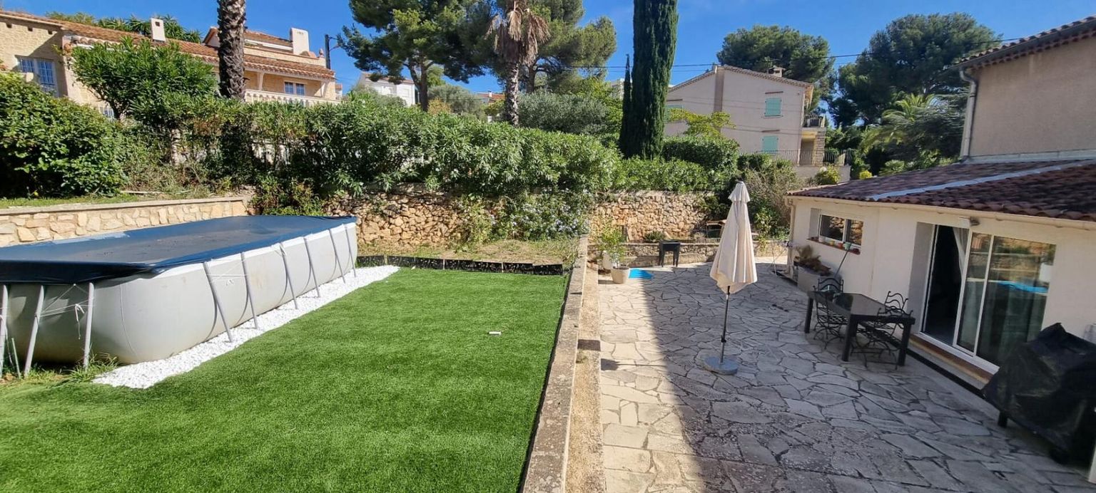 Maison plain-pied T3 Bandol avec jardin, vue mer