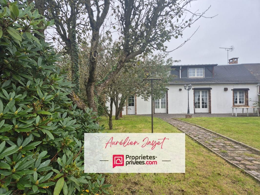 Maison a rénover 800m des commodités