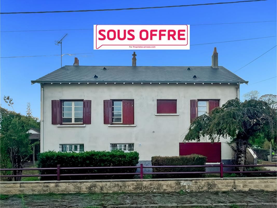 Grande maison familiale avec dépendances et terrain clos. Saint-Aout