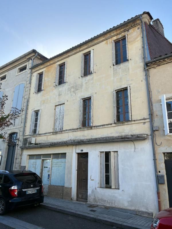 33580 MONSEGUR - 2 IMMEUBLES A RENOVER , 458 m²