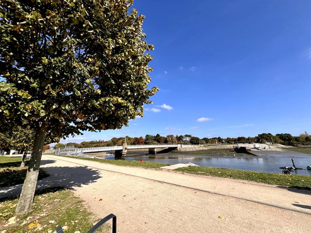 Maison 5 pièces 121 m2- 4 chambres- Garage