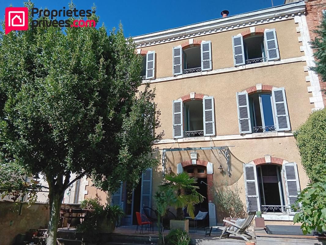 Grande maison familliale avec jardin et garage Cahors centre-ville