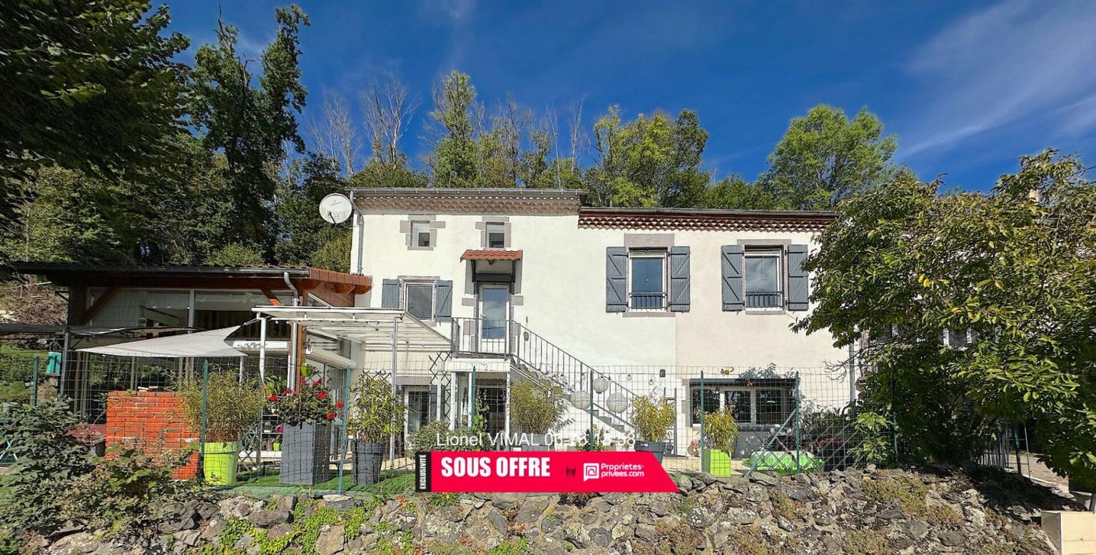 Maison 6 pièces 150 m2 avec grange attenante sur terrain clos d'env 1400 m2