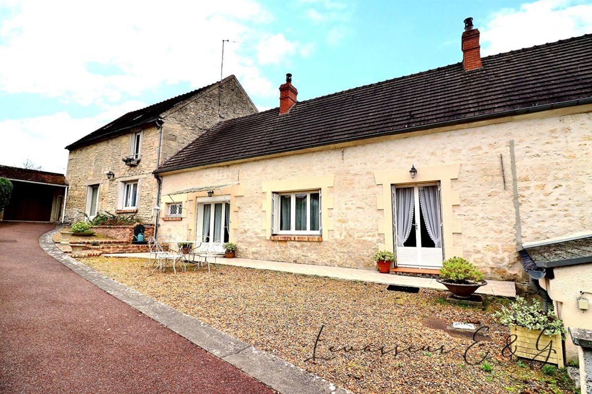 ANGY 60250 - Longère 4 chambres 185m² sur environs 1000m² de terrain
