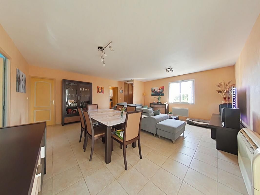Maison Ouveillan 4 pièce(s) 90 m2