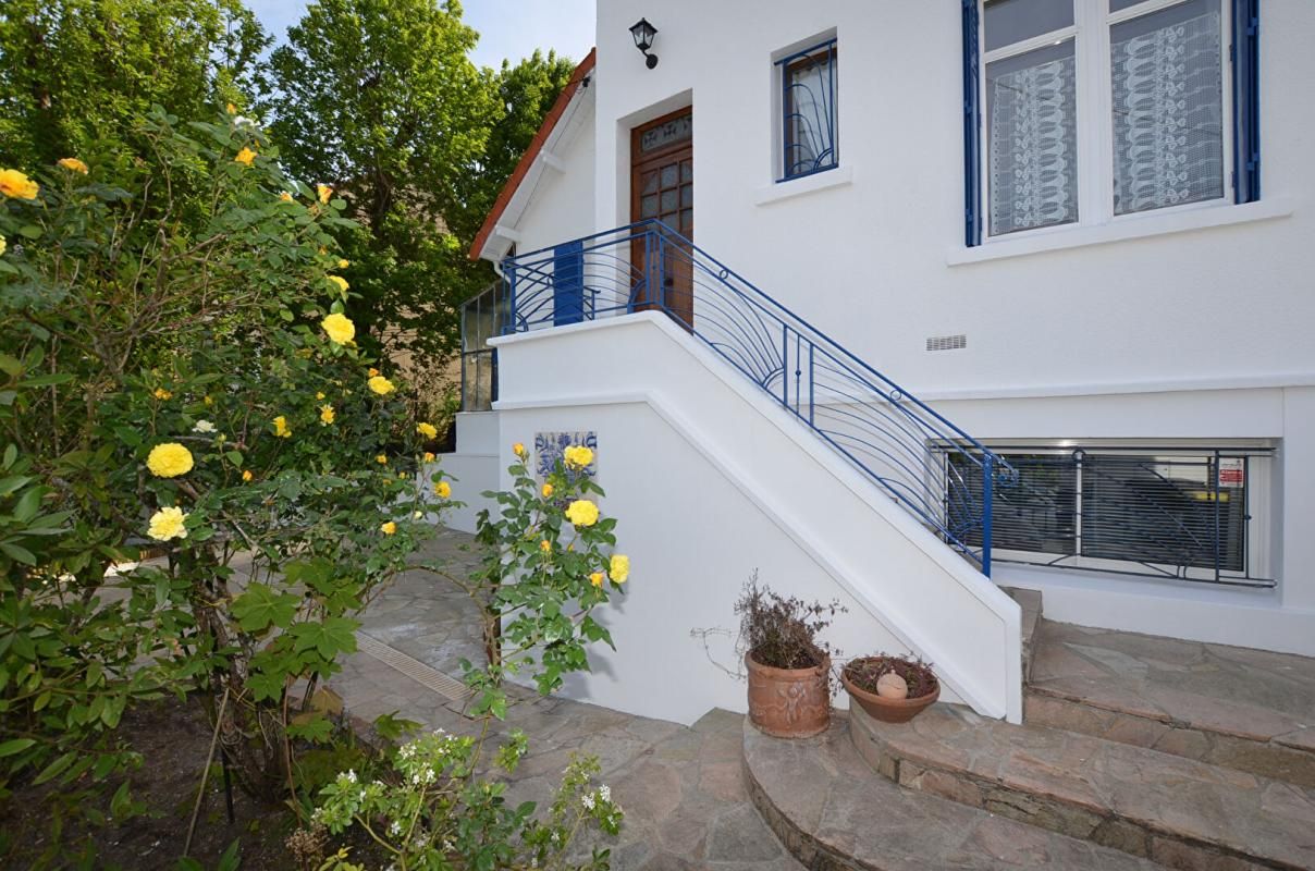 Maison Sainte Genevieve Des Bois 5 pièces 90 m²