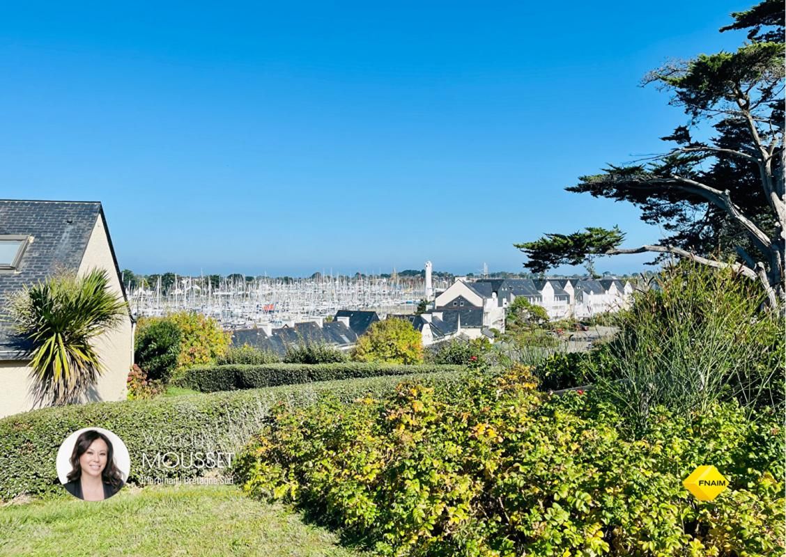 Appartement studio T1 avec jardin privatif à 300 m de la plage à Arzon