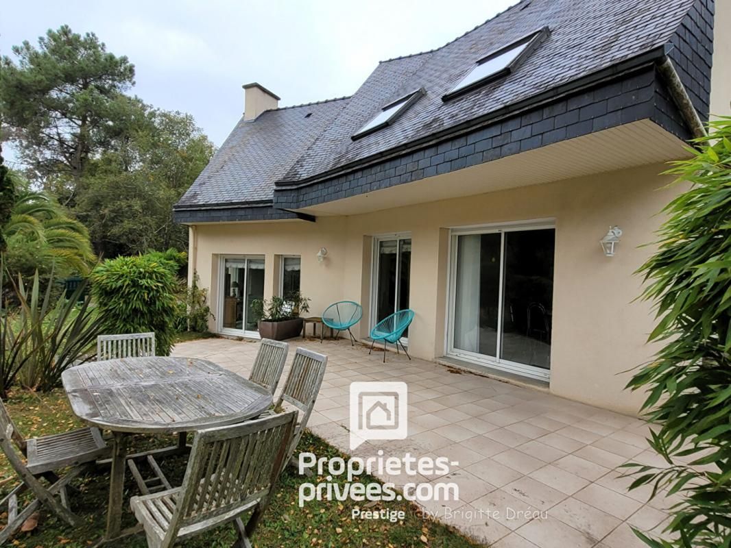 29950 CLOHARS FOUESNANT Maison d'architecte 6 pièce(s) 183 m2 environ