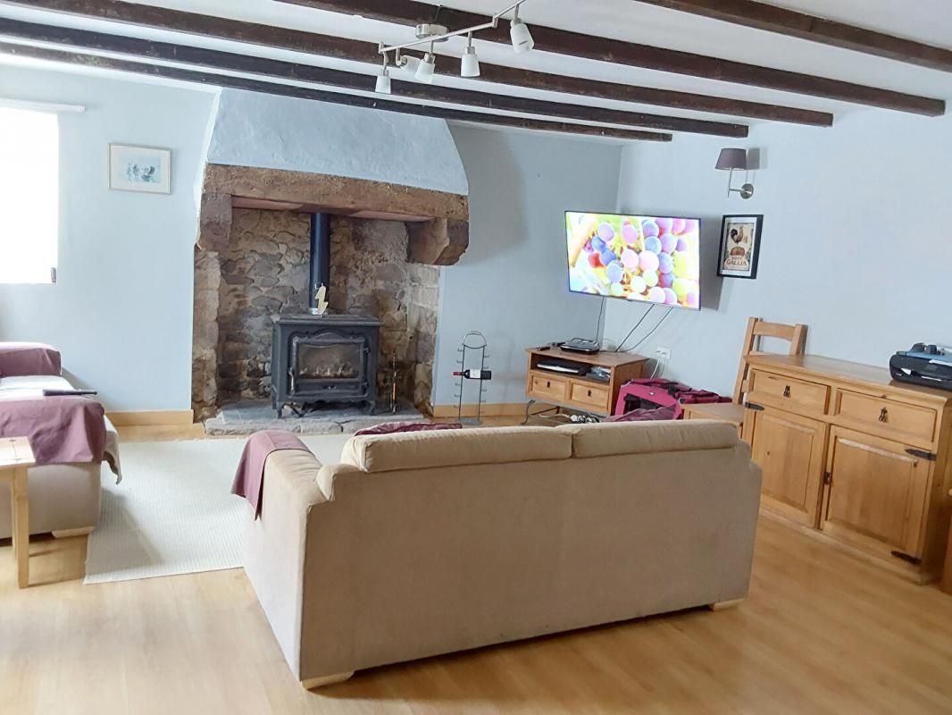 Maison Rostrenen 6 pièce(s) 142 m2