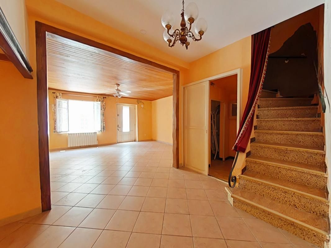 Maison Ouveillan 4 pièce(s) 100 m2