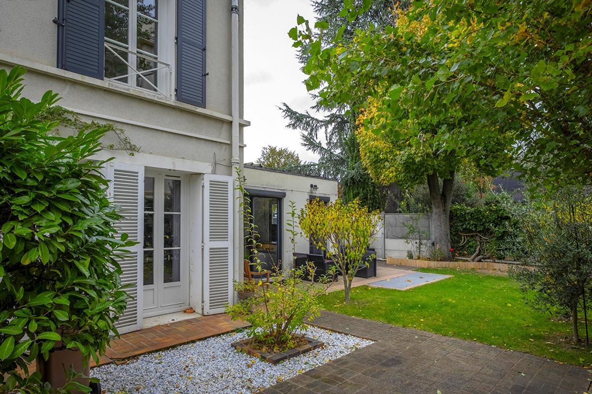 Charmante Maison "Triangle d'or"