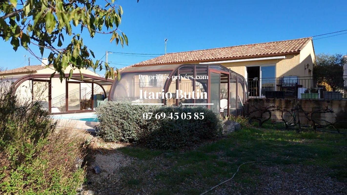 Villa Type 5 avec piscine et grand garage