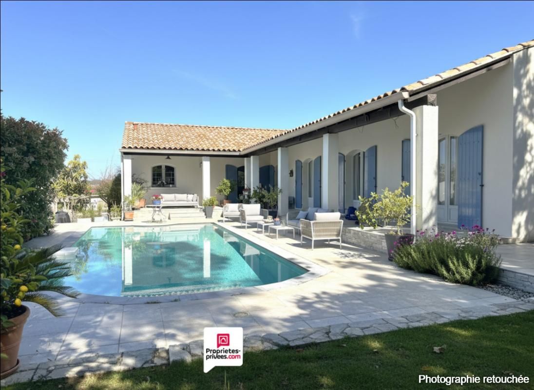 Villa T7 SAINT AUNES de 210m² avec vue imprenable et piscine