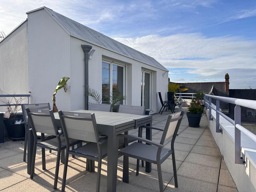 NANTES HAUTS PAVES - Terrasse de 60m²