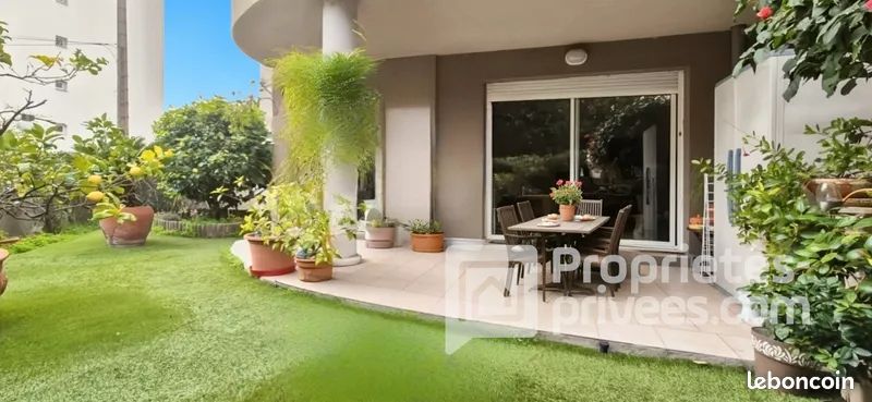 APPARTEMENT 3 PIECES REZ DE JARDIN CAGNES SUR MER