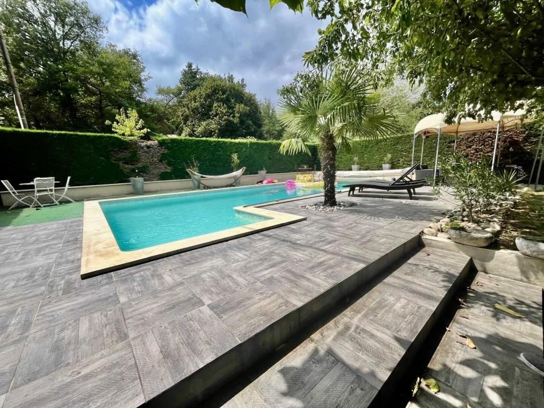 Maison Terrasson Lavilledieu 6 pièce(s) 137 m2