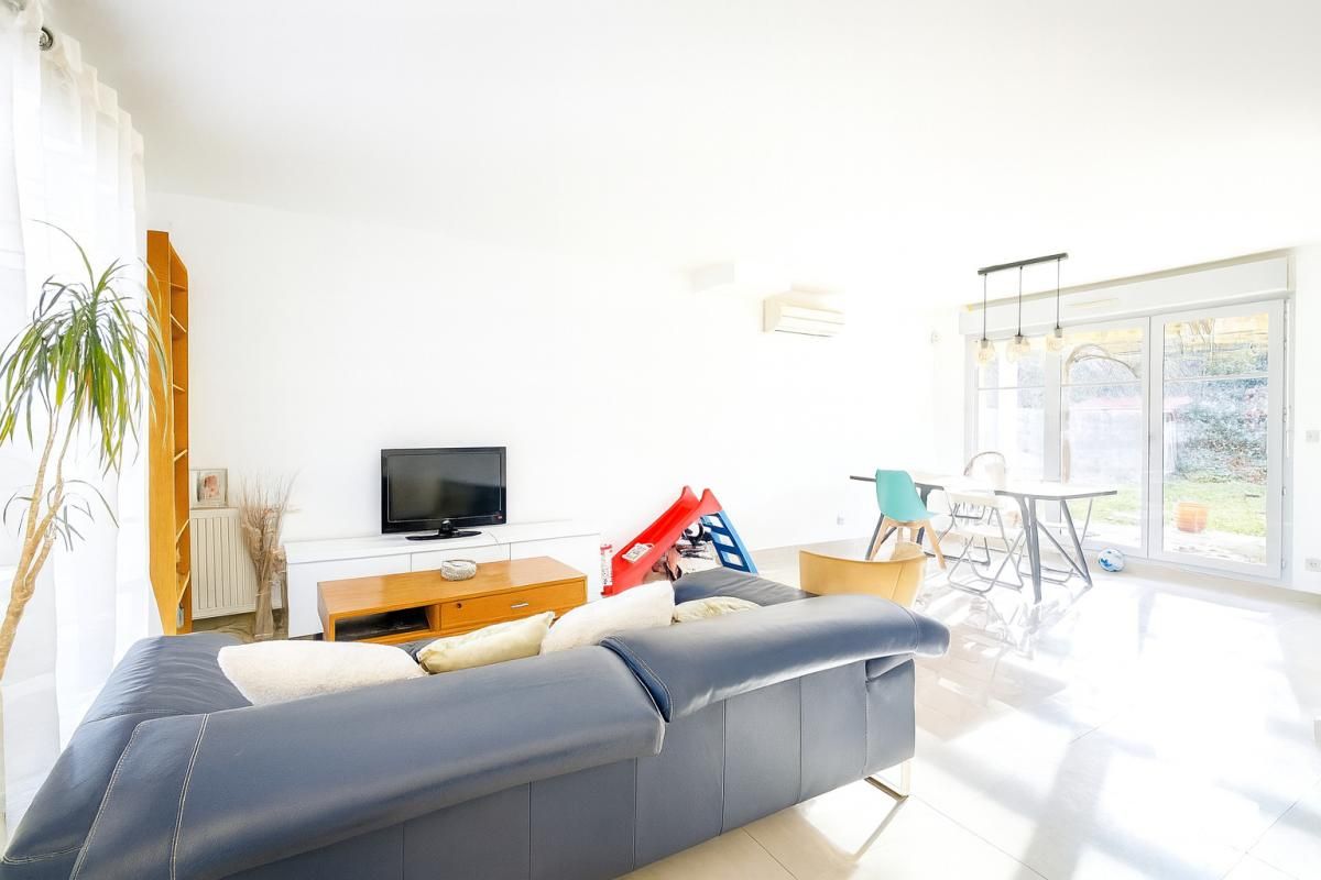 Maison Ecquevilly 5 pièce(s) 95 m2