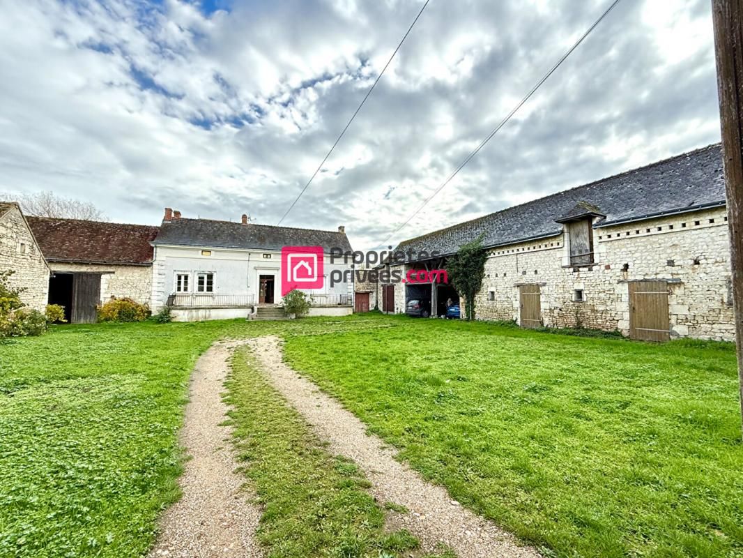 Ensemble immobilier - 15MN Sainte Maure De Touraine - Terrain 7800m2