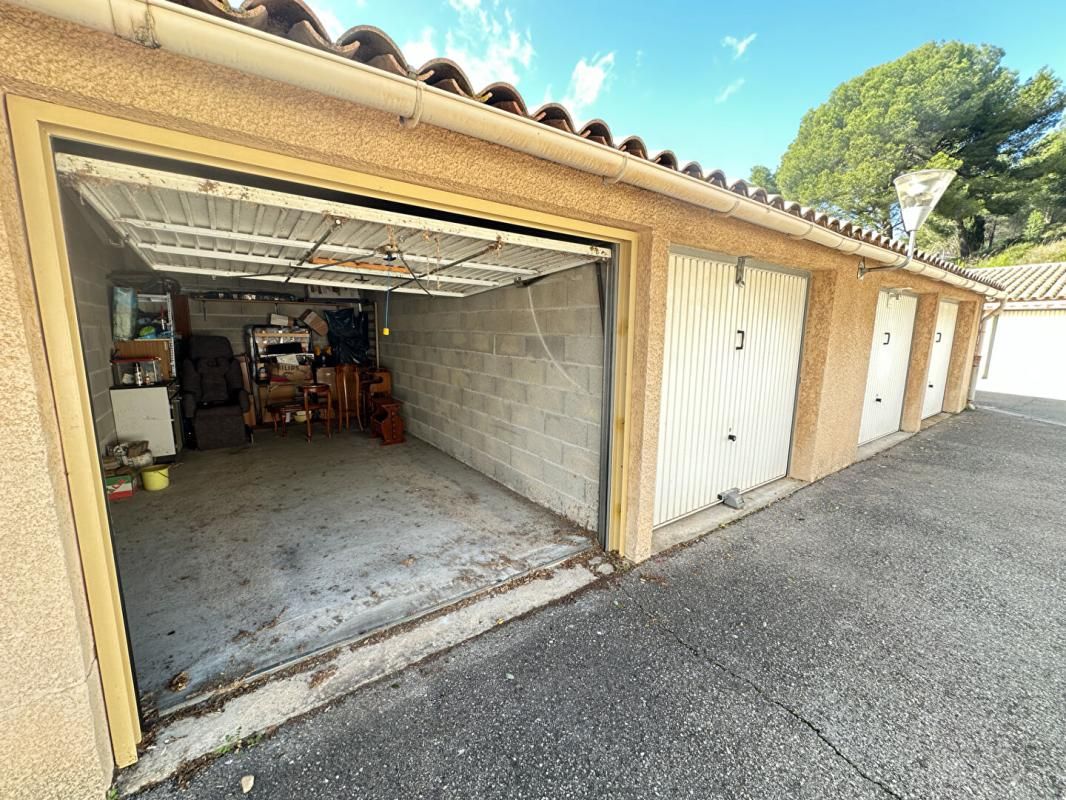 Garage / box 18 m2 MARTIGUES