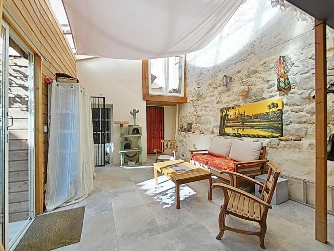 Maison Saint Nazaire D Aude 3 pièce(s) 70 m2 avec cour