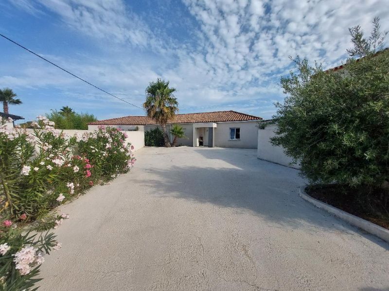 Villa Saint Aunes 7 pièces 203 m2habitable sur1093m² Piscine+Pool House+local piscine et double garage