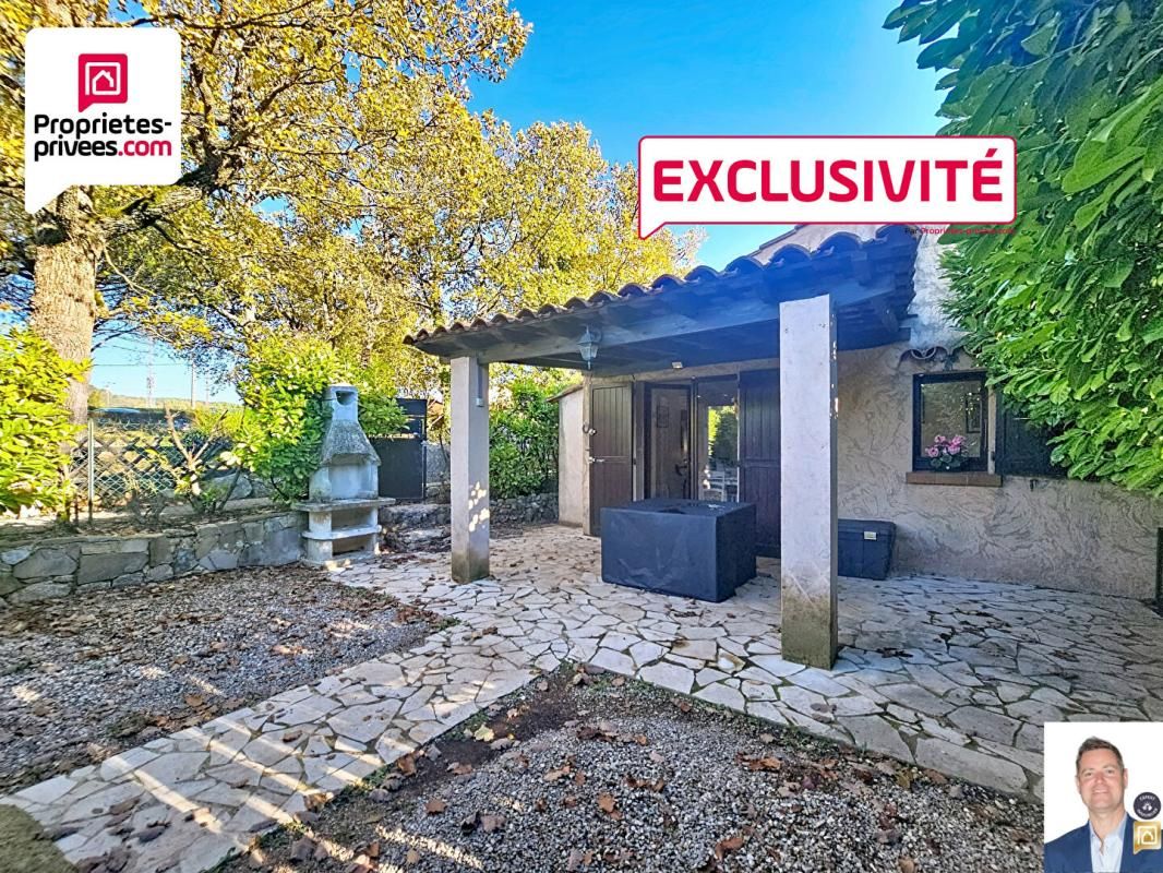 Maison jumelée 2 pièces 30 m2 avec jardin, terrasse couverte et place de parking dans résidence