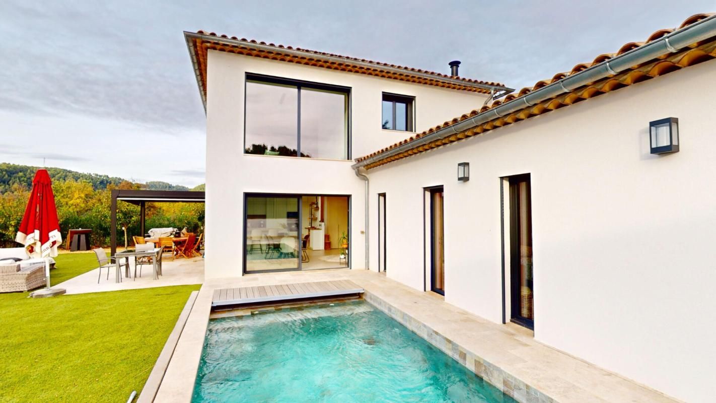 Villa d'architecte contemporaine - Élégance, lumière & art de vivre à LA MOTTE