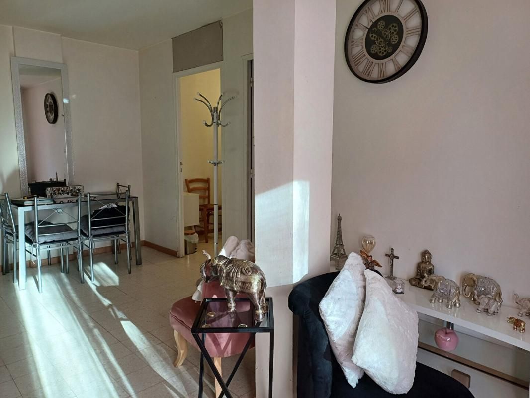 2 APPARTEMENTS T2Bis et STUDIO