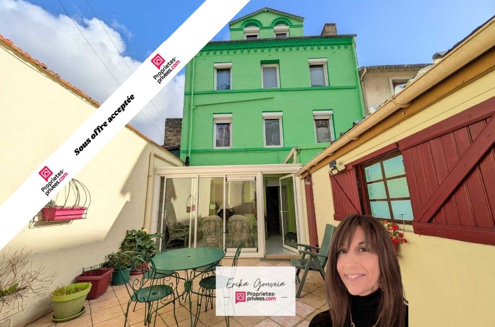 Maison 6 chambres avec cour et garage - 4 niveaux - Sainte-Marie