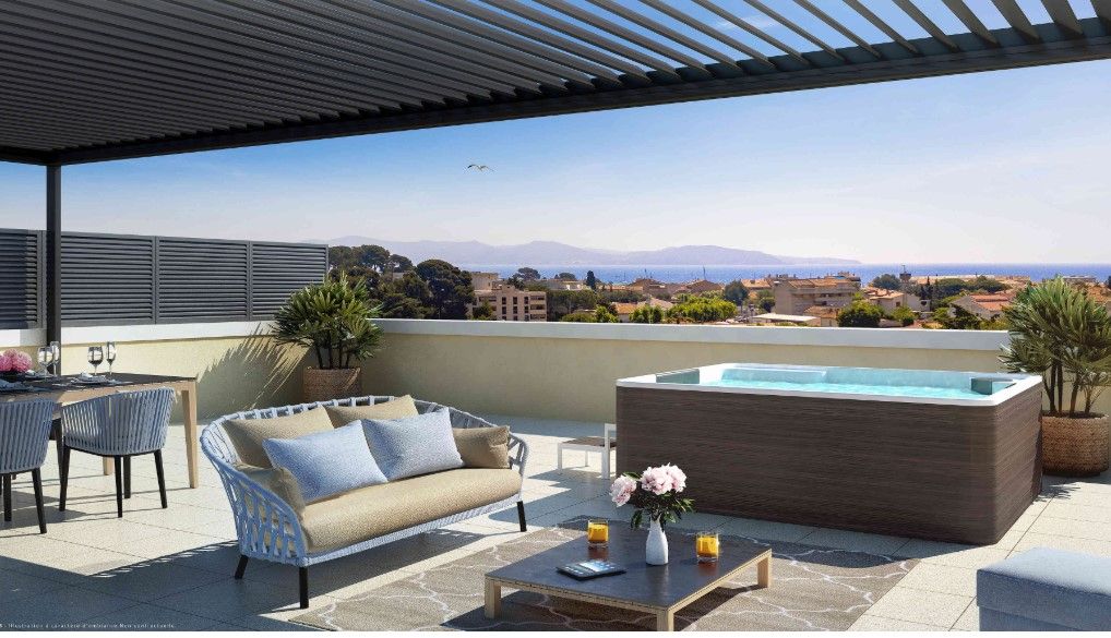 Appartement 4 pièces , dernier étage de 798,50m2 , terrasse de 37 M2